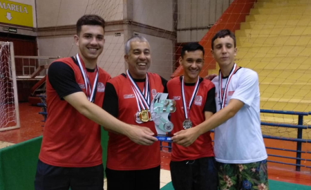 Badminton Jacareiense Fatura Dois Ouros Uma Prata E Garante O Vice No